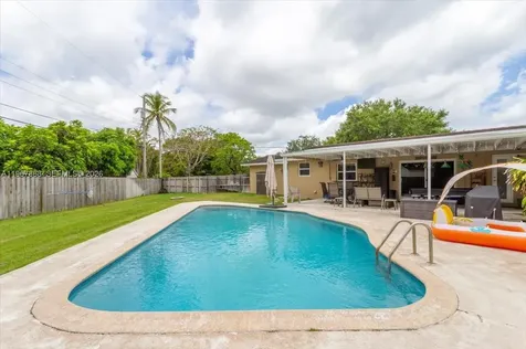 9750 SW 143rd Drive Miami FL 33176
