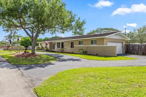 9750 SW 143rd Drive Miami FL 33176