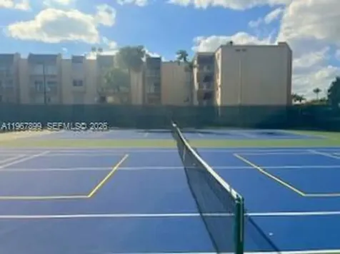 7705 SW 86th Street Miami FL 33143