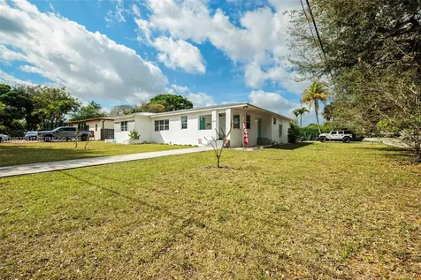 296 Navajo Street Miami Springs FL 33166