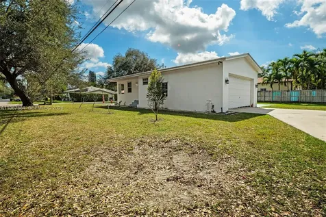 296 Navajo Street Miami Springs FL 33166