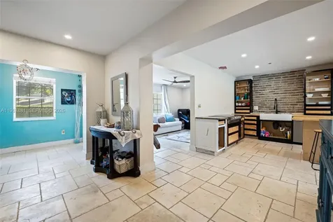 296 Navajo Street Miami Springs FL 33166