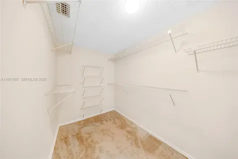 567 NE 199th Terrace Miami FL 33179