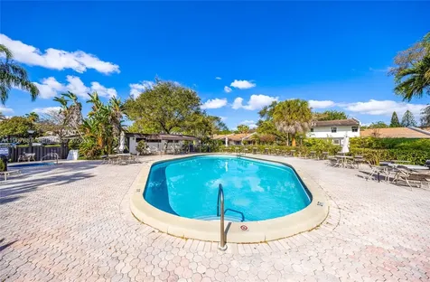 567 NE 199th Terrace Miami FL 33179
