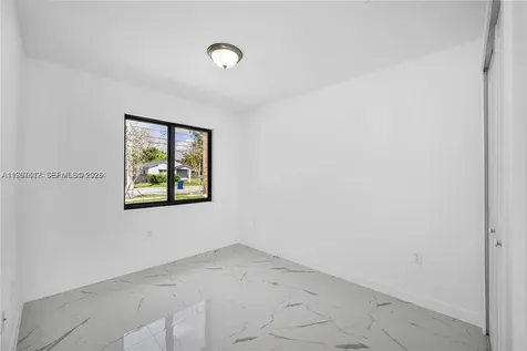 673 NW 14th Street Florida City FL 33034