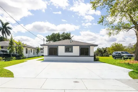 673 NW 14th Street Florida City FL 33034