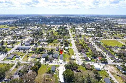 673 NW 14th Street Florida City FL 33034