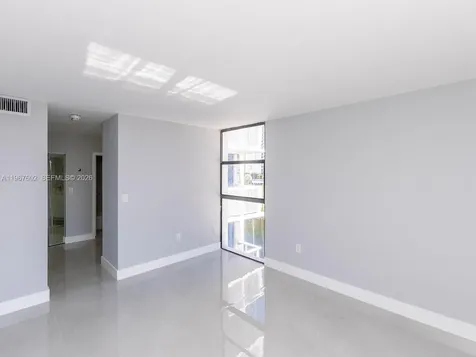 20505 E Country Club Drive Aventura FL 33180