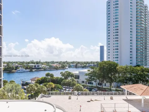 20505 E Country Club Drive Aventura FL 33180
