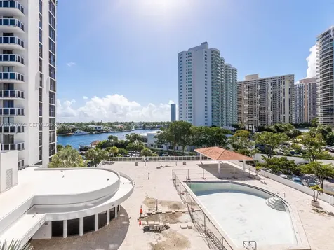 20505 E Country Club Drive Aventura FL 33180