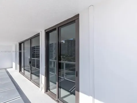 20505 E Country Club Drive Aventura FL 33180