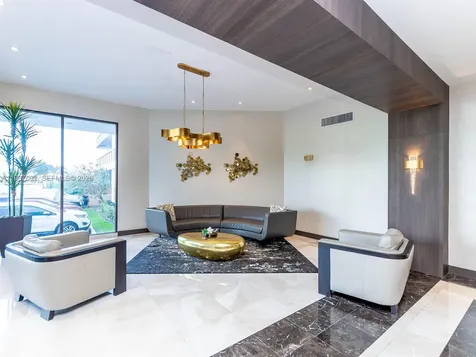 20505 E Country Club Drive Aventura FL 33180
