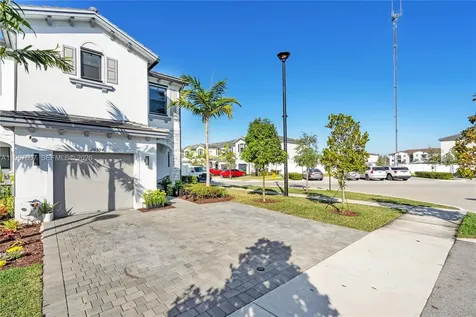 20394 NW 4th Court Miami Gardens FL 33169
