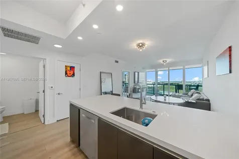 888 Biscayne Boulevard Miami FL 33132