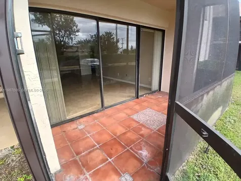 5901 Washington Street Hollywood FL 33023
