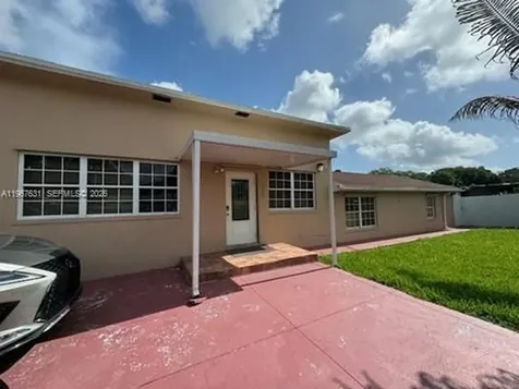 735 NE 152nd Street Miami FL 33162