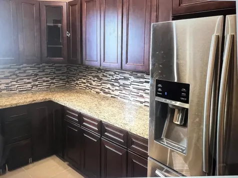 735 NE 152nd Street Miami FL 33162