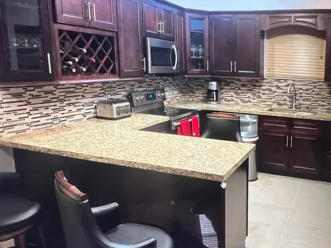 735 NE 152nd Street Miami FL 33162