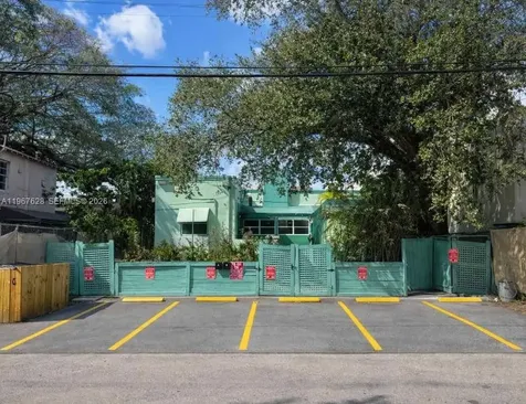 7613 Biscayne Boulevard Miami FL 33138