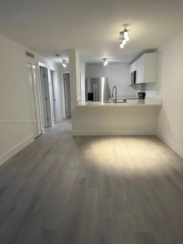 210 SW 11th Street Miami FL 33130
