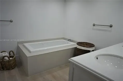 210 Sea View Drive Key Biscayne FL 33149