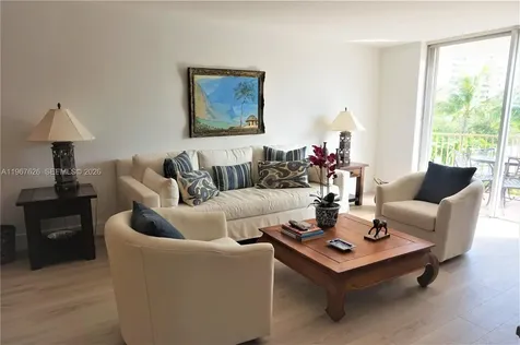 210 Sea View Drive Key Biscayne FL 33149