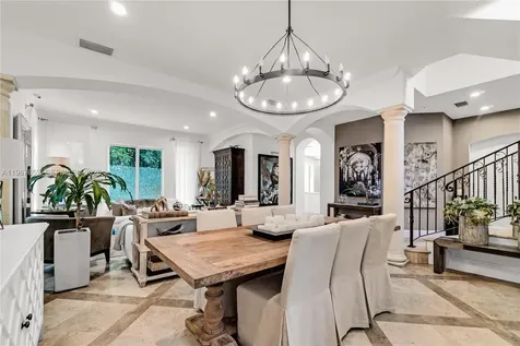 2752 Brickell Court Miami FL 33129