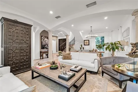 2752 Brickell Court Miami FL 33129