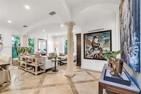 2752 Brickell Court Miami FL 33129
