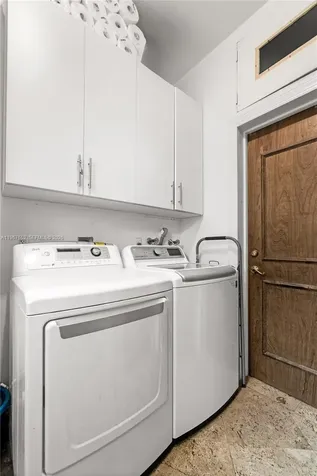 2752 Brickell Court Miami FL 33129