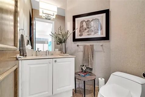 2752 Brickell Court Miami FL 33129