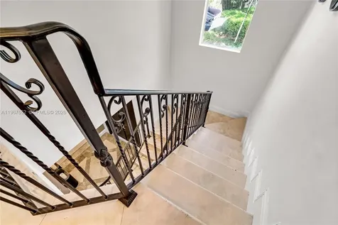 2752 Brickell Court Miami FL 33129
