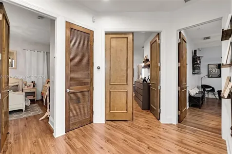 2752 Brickell Court Miami FL 33129