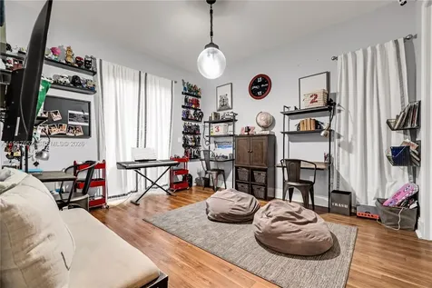 2752 Brickell Court Miami FL 33129