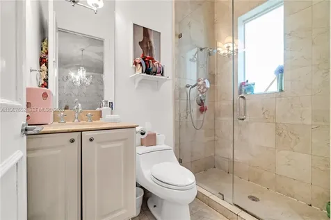 2752 Brickell Court Miami FL 33129