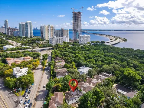 2752 Brickell Court Miami FL 33129