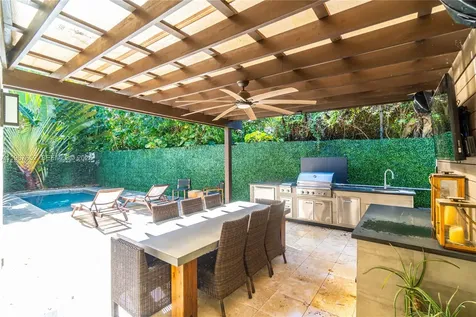2752 Brickell Court Miami FL 33129