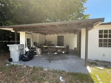 5264 NE 15th Avenue Deerfield Beach FL 33064