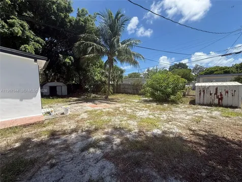 5264 NE 15th Avenue Deerfield Beach FL 33064