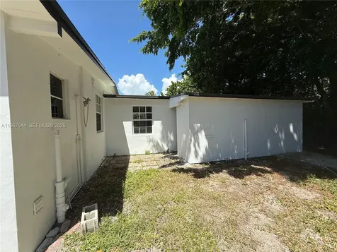 5264 NE 15th Avenue Deerfield Beach FL 33064
