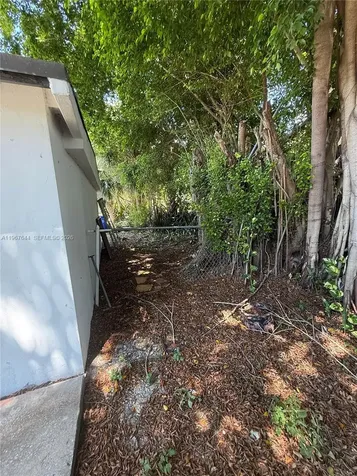 5264 NE 15th Avenue Deerfield Beach FL 33064