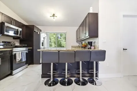 8027 Lake Drive Doral FL 33166