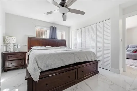 8027 Lake Drive Doral FL 33166