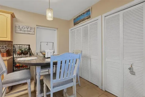 1901 SW 90th Avenue Miami FL 33165