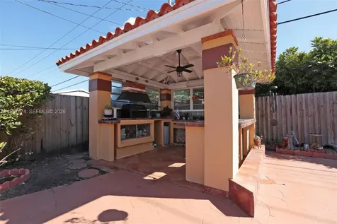 1901 SW 90th Avenue Miami FL 33165