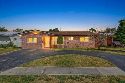 1919 NW 38th Street Oakland Park FL 33309