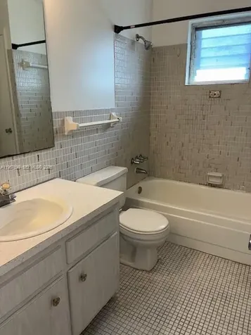 348 S Federal Highway Dania Beach FL 33004