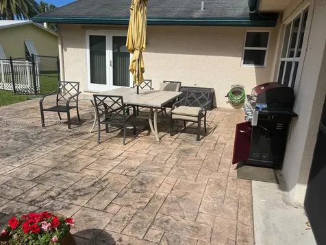 11520 NW 26th Street Plantation FL 33323