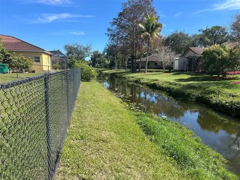 11520 NW 26th Street Plantation FL 33323