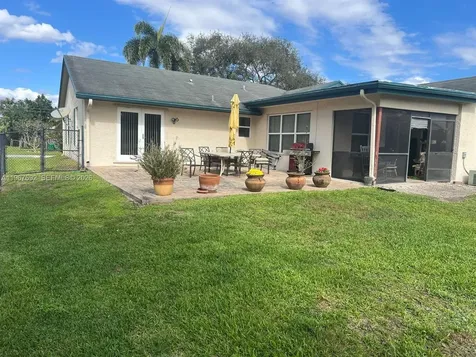 11520 NW 26th Street Plantation FL 33323